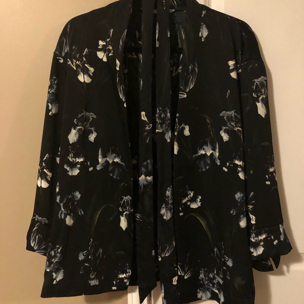 H&M orchidea satin kimono